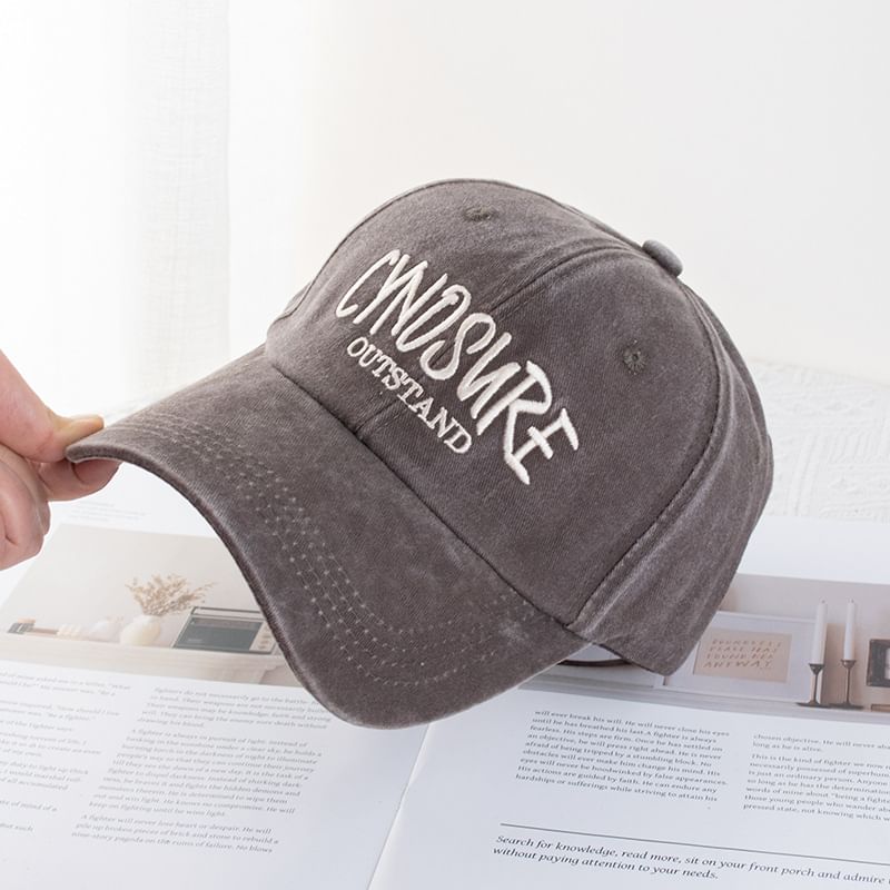 Lettering Cap Washed