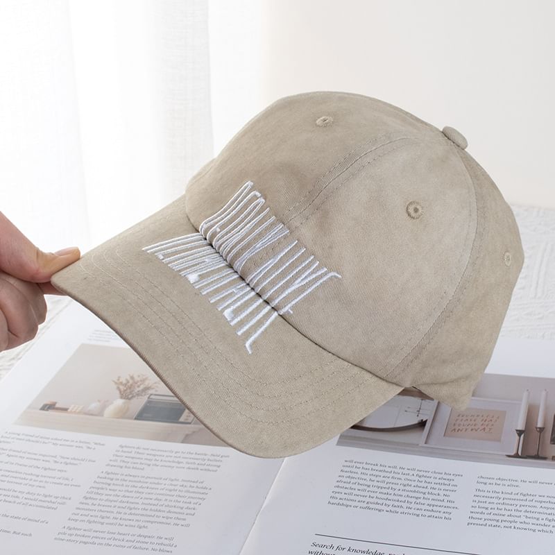 Lettering Cap Plain