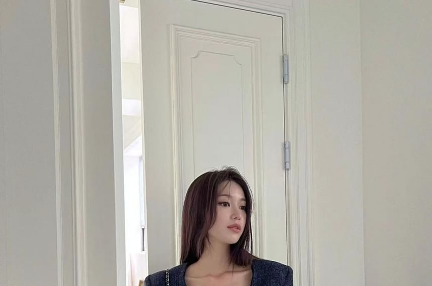 Scoop Neck Button-Up Tweed Crop Jacket / High Rise Mini A-Line Skirt