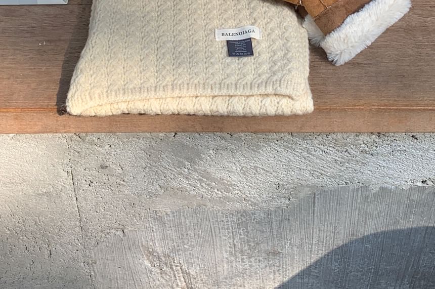 Fluffy Faux Trim Gloves Suede Plain