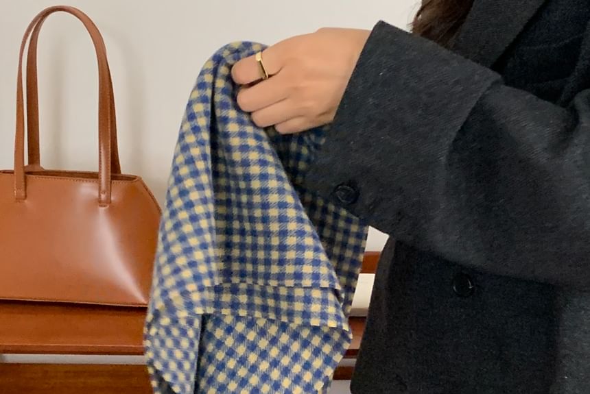 Applique Plaid Fringed Scarf Trim