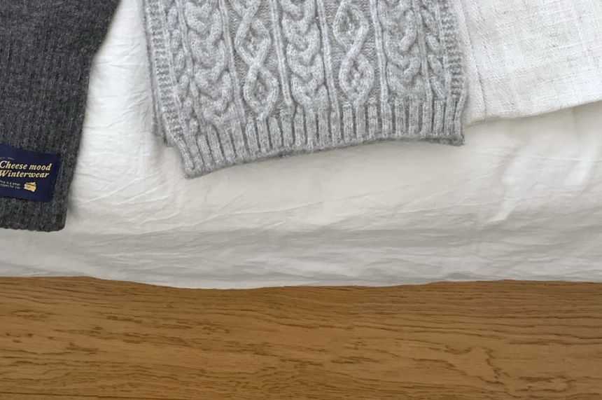 Plain Scarf Cable-Knit