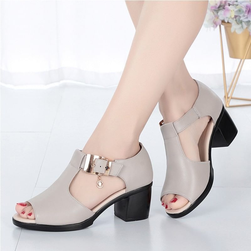 Heel Buckled Sandals Chunky
