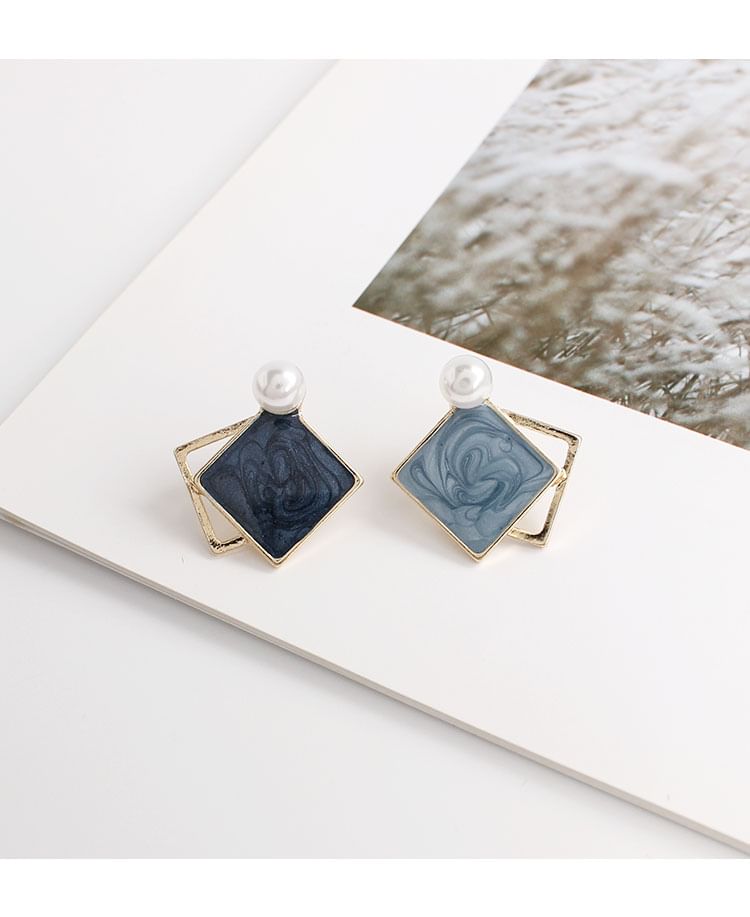 Stud / On Clip Pearl Geometric Earring Faux