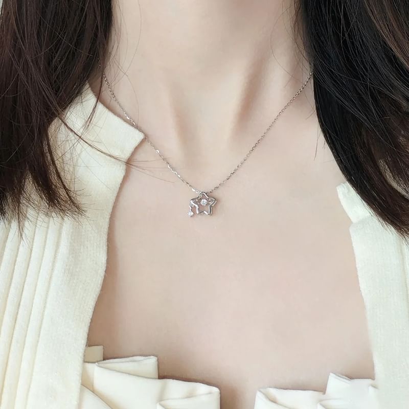 Pendant Pearl Star Necklace Faux Rhinestone /