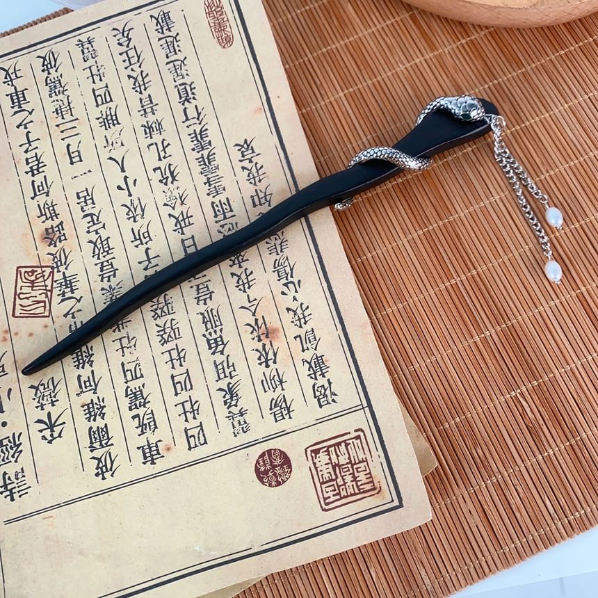 Faux Stick Fringed Hair Snake Pearl