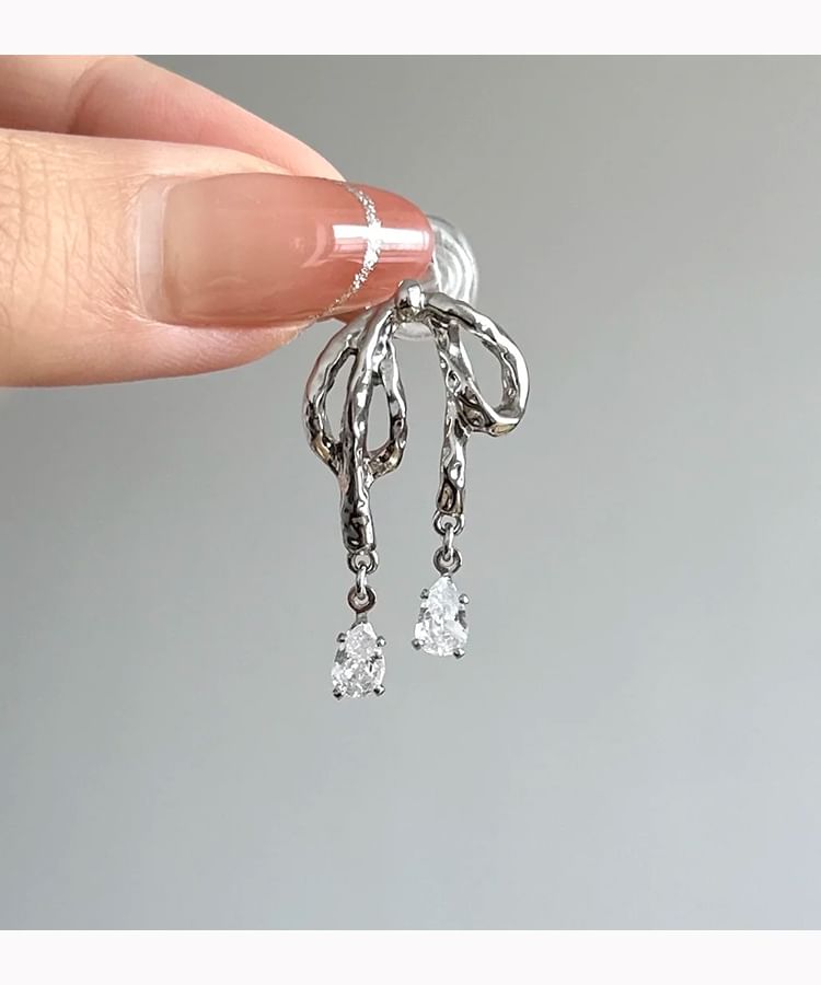 Bow On Earring Rhinestone Clip / Drop