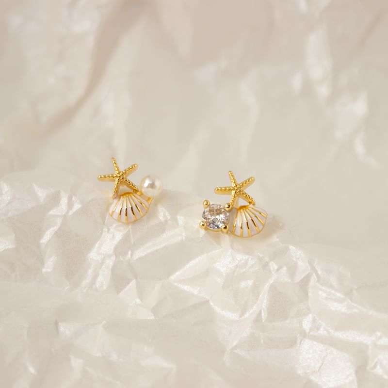 Stud Pearl Earring Clip Asymmetrical On / Rhinestone Faux Shell