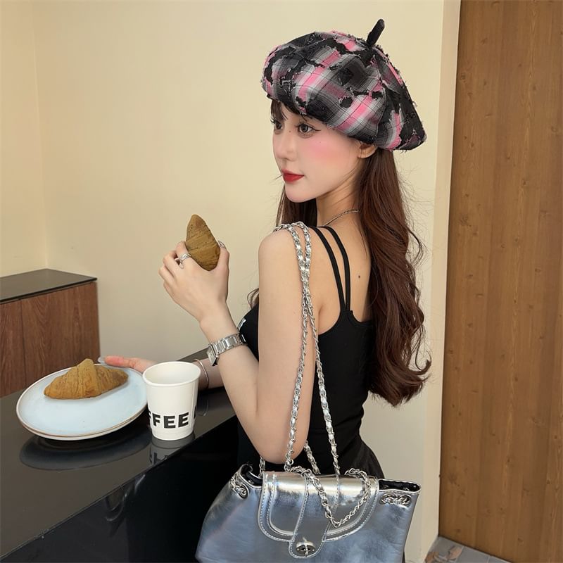 Beret Plaid Distressed