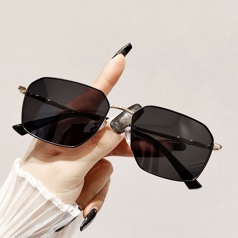 Sunglasses Geometric Frame