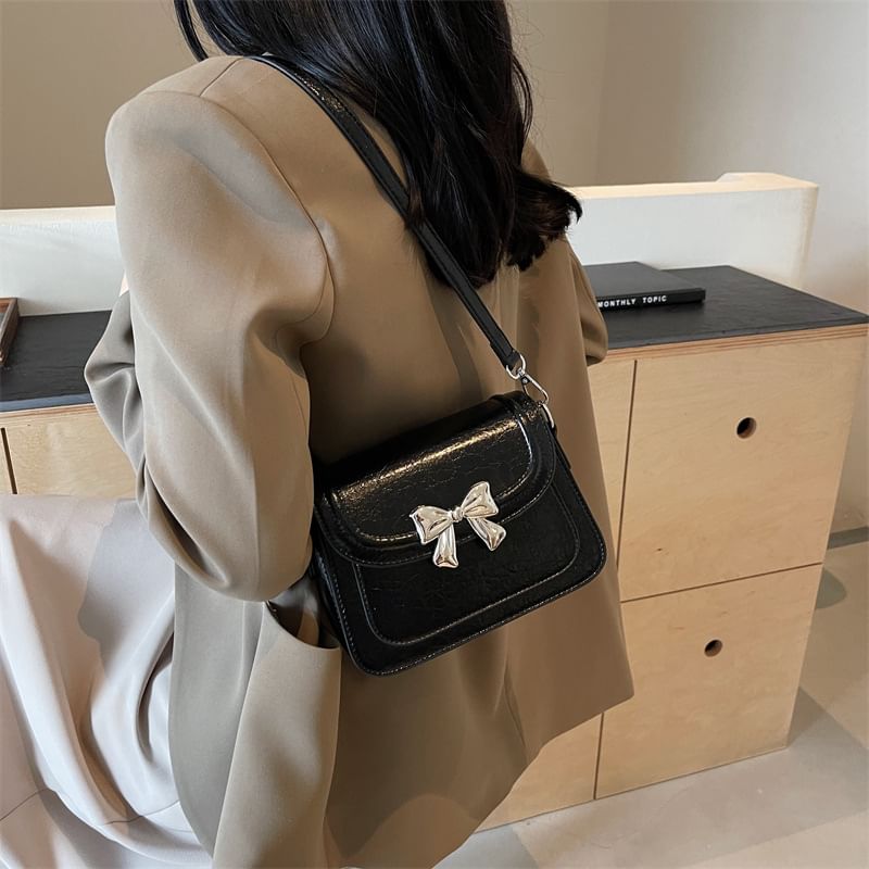 Bag Flap Accent Bow Crossbody