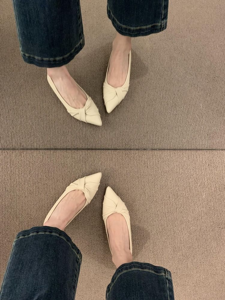 Shirred Pointy Flats