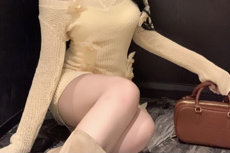Mini Flower Dress / Neck Long-Sleeve V Sheath Knit Slip Accent