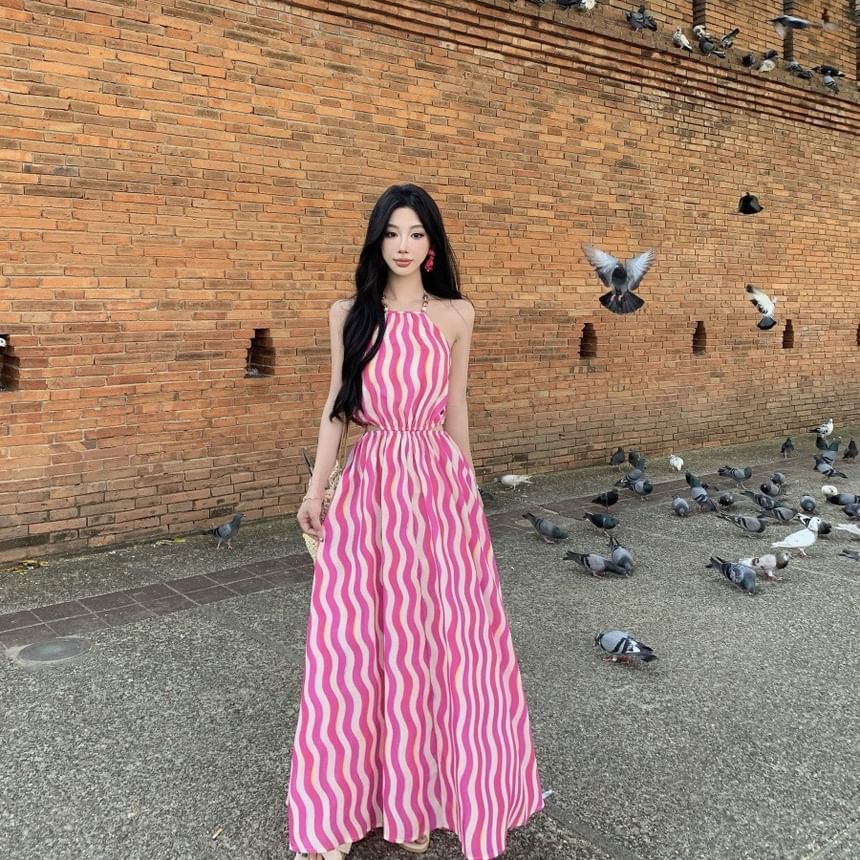 Dress Wave Maxi Halter Sleeveless Neck A-Line Striped