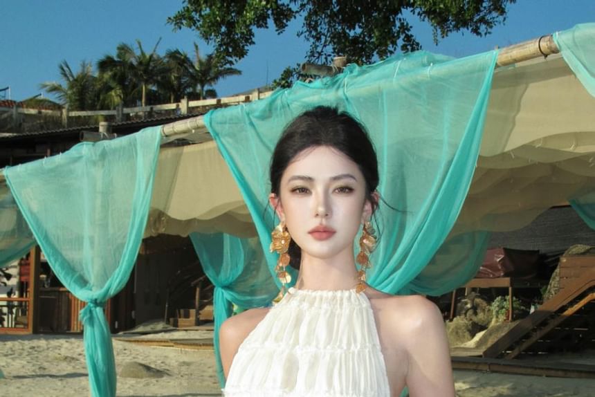 Maxi Cami Crop Set: Halter Plain A-Line + Top Rise High Skirt Neck