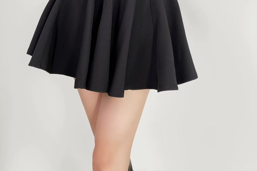 Pleated High-Rise Mini A-Line Skirt in Plain Design