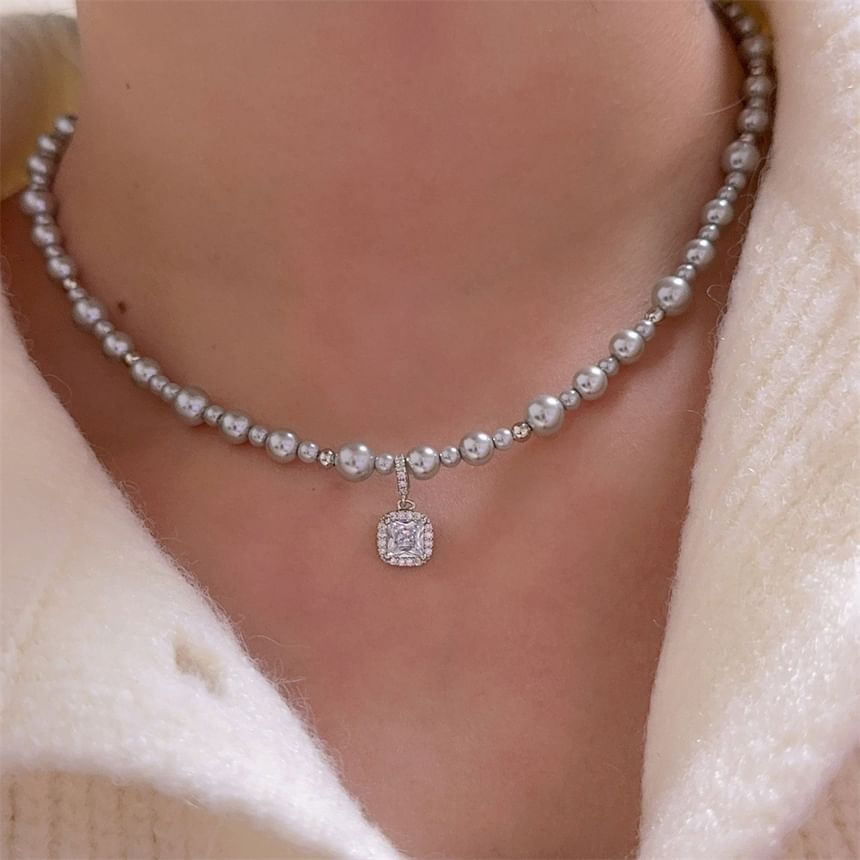 Rhinestone Beaded Necklace