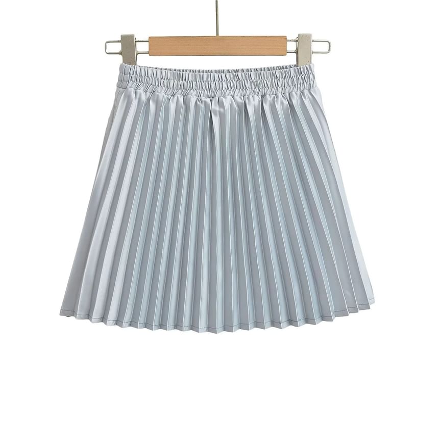 Pleated Mini Flared Skirt with Accented Waist and Accordion Folds