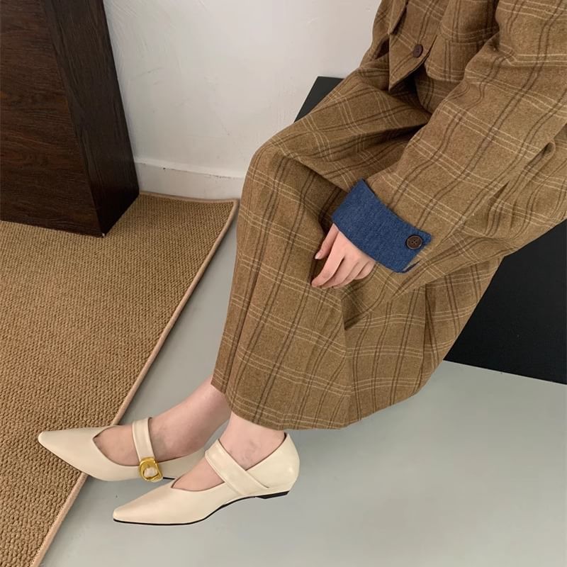 Faux Mary Leather Pointed Toe Plain Shoes Jane