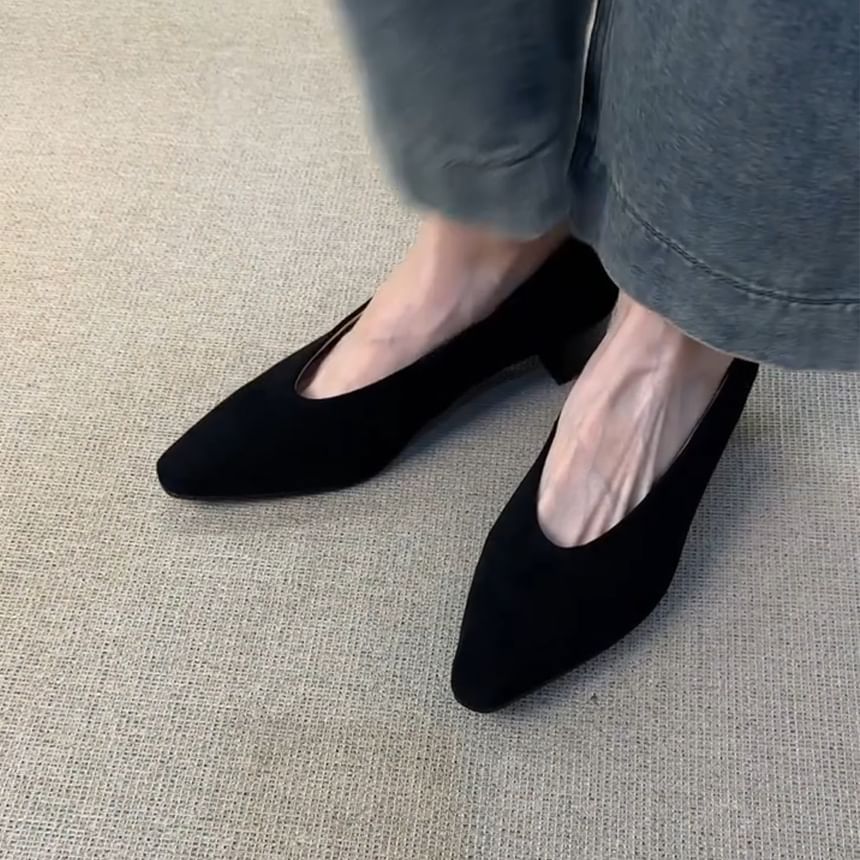 Plain Heel Chunky Faux Pumps Suede