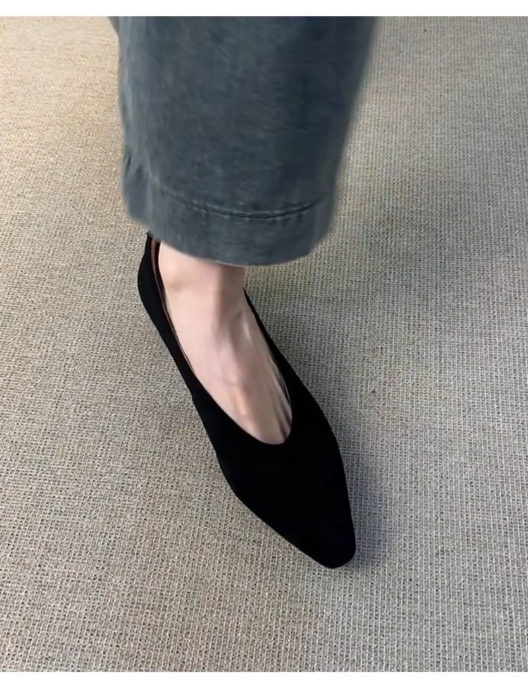 Plain Heel Chunky Faux Pumps Suede