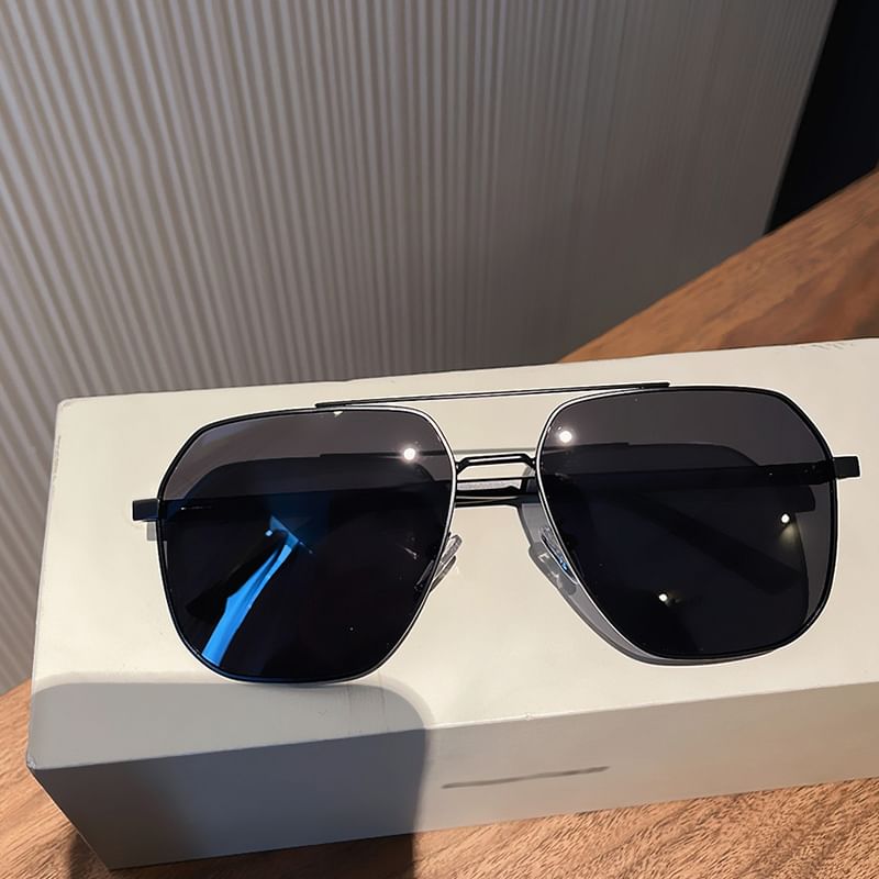 Metal Frame Sunglasses