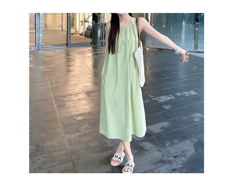 Plain Pleated A-Line Neck Midi Round Dress Sleeveless