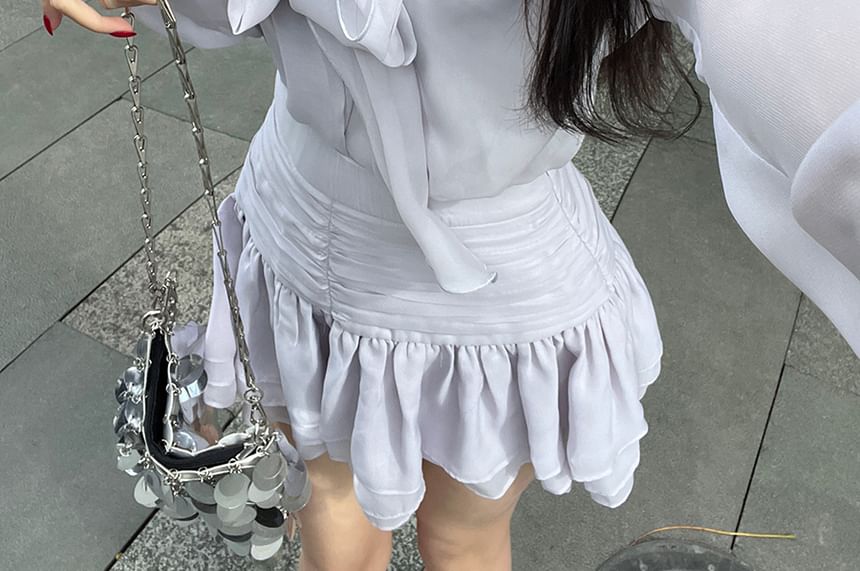 Puff-Sleeve / Cami A-Line Blouse Tie-Neck Rise Skirt Mini High Set Top Plain