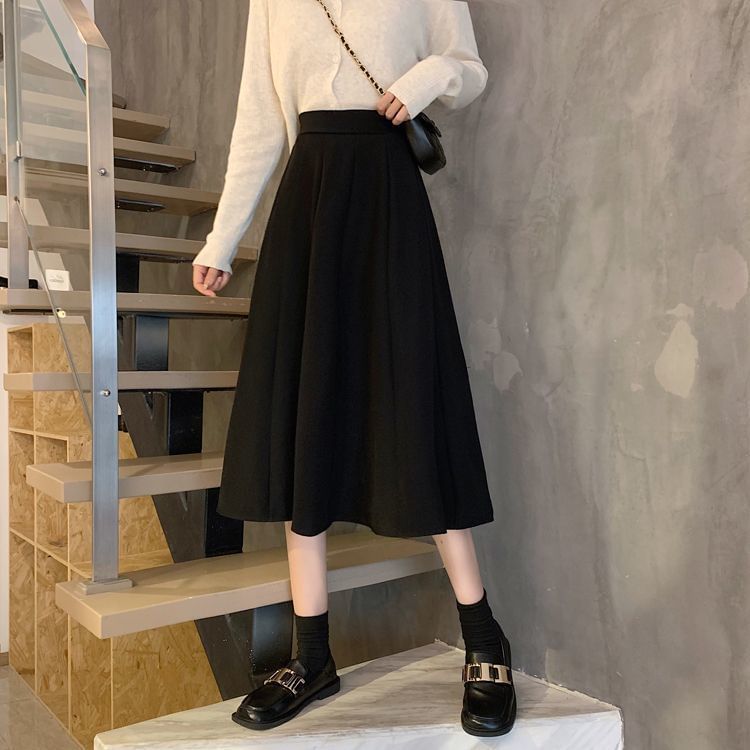 Sleek Midi Flared Skirt with High-Rise Silhouette