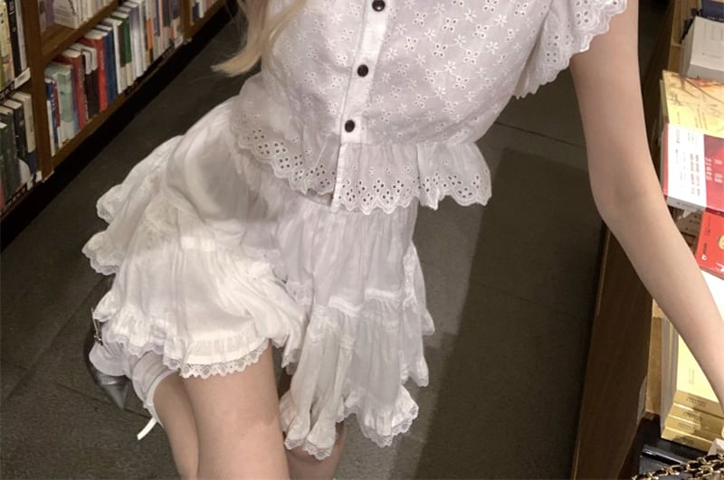 Mini Embroidered Trim Skirt A-Line Flower Lace Cap-Sleeve High Waist / Plain Blouse