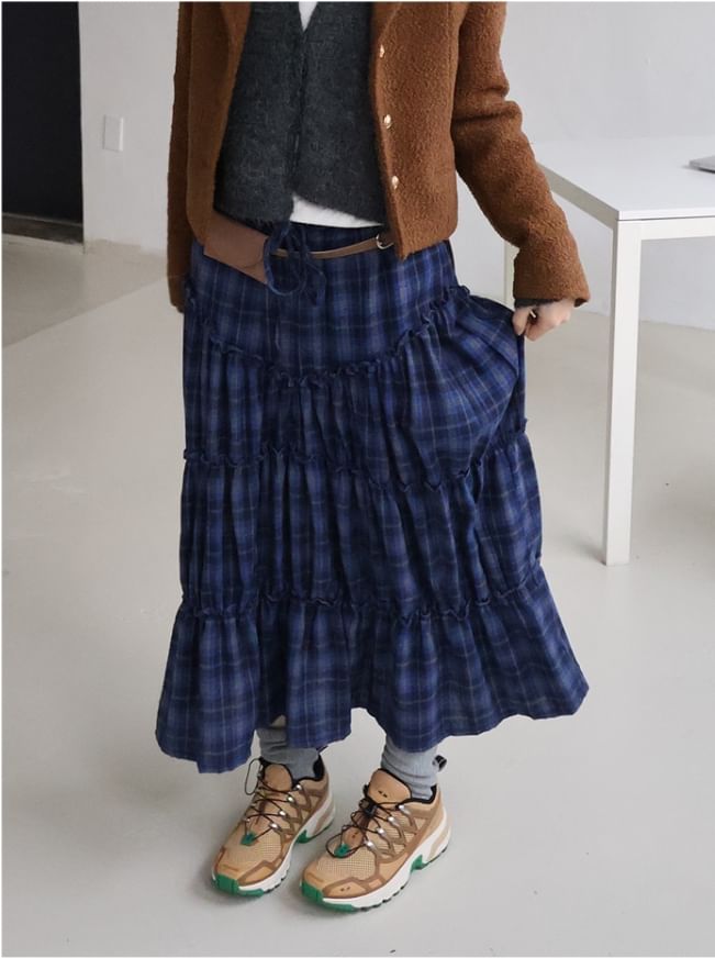 Tiered Midi Skirt with Plaid Pattern and High-Rise Fit
