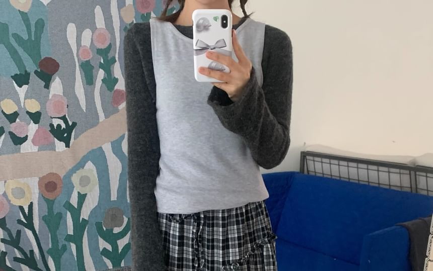 Tiered Midi Skirt with Plaid Pattern and High-Rise Fit