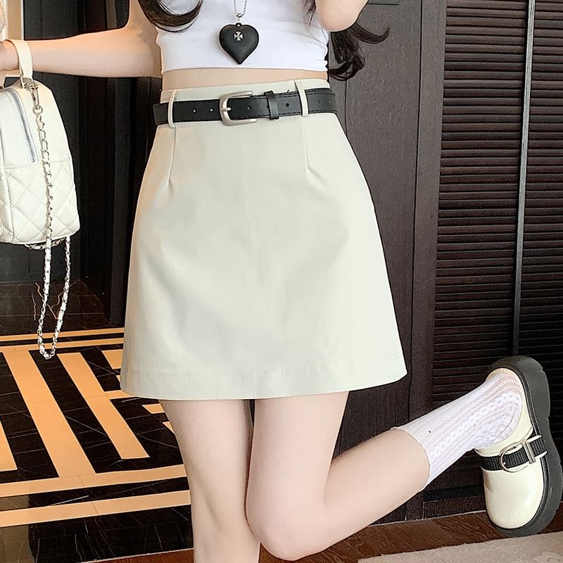 Elevated Mini Flared Skirt with Clean Design