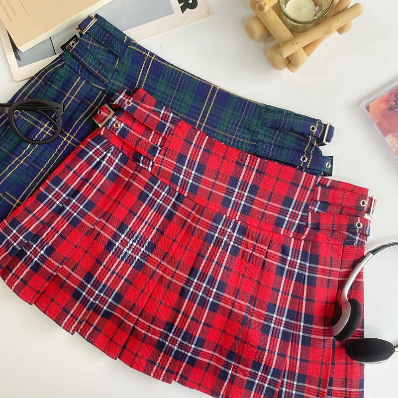 Plaid Pleated Mini Flared Skirt with Buckle and High Waist