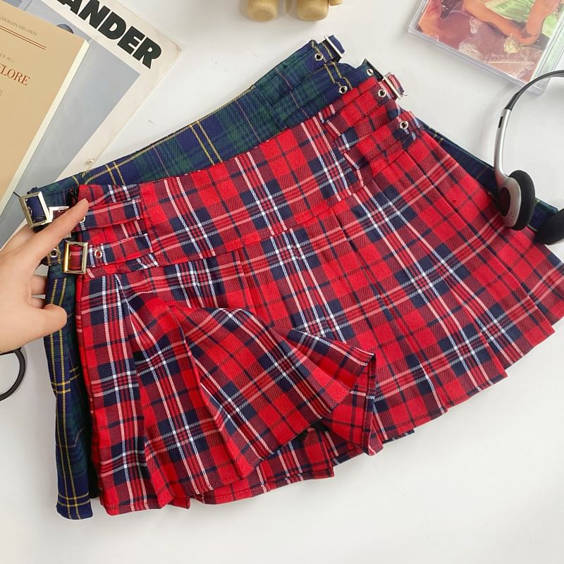 Plaid Pleated Mini Flared Skirt with Buckle and High Waist