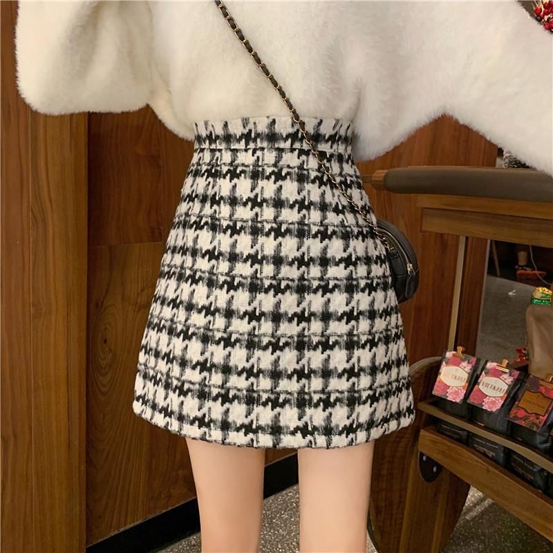 Houndstooth Mini Pencil Skirt with High Waist