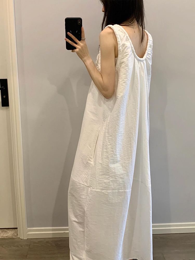 Sleeveless Scoop Neck Plain Maxi Sundress