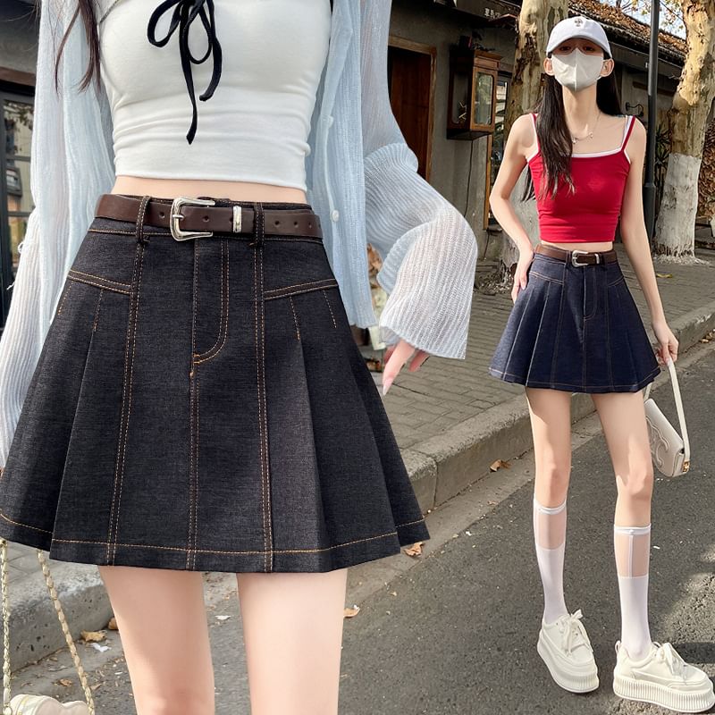 Chic Pleated Denim A-Line Mini Skirt