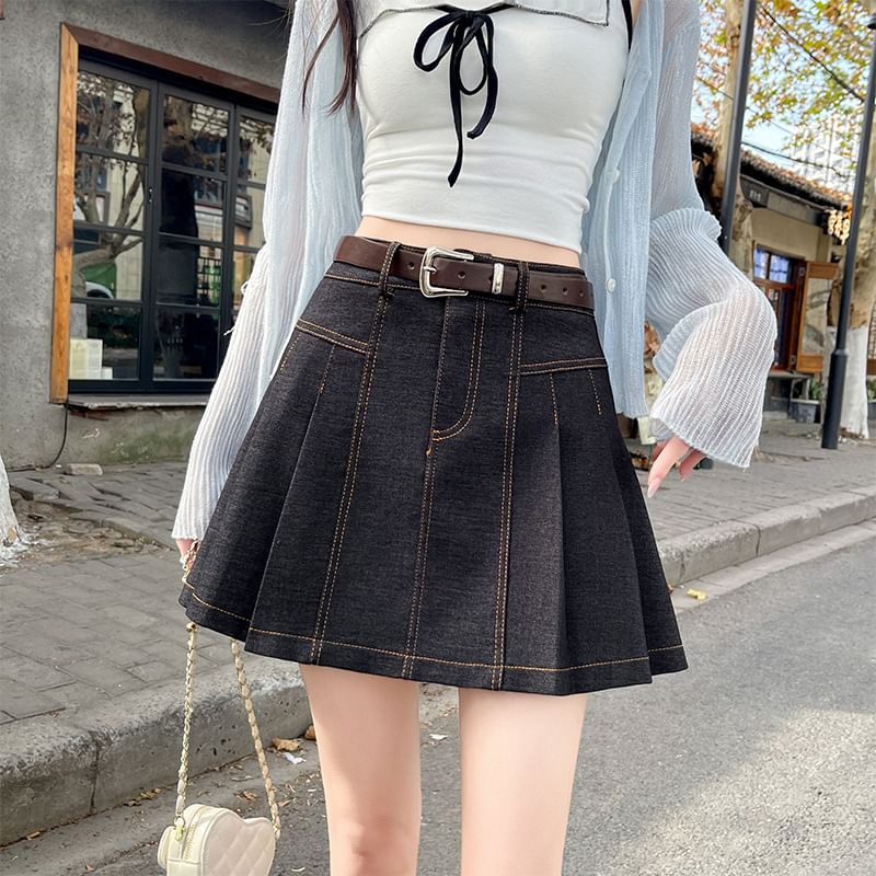 Chic Pleated Denim A-Line Mini Skirt