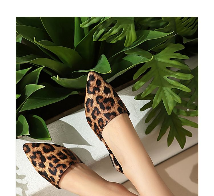 Low Heel Pointed Toe Leopard Mules