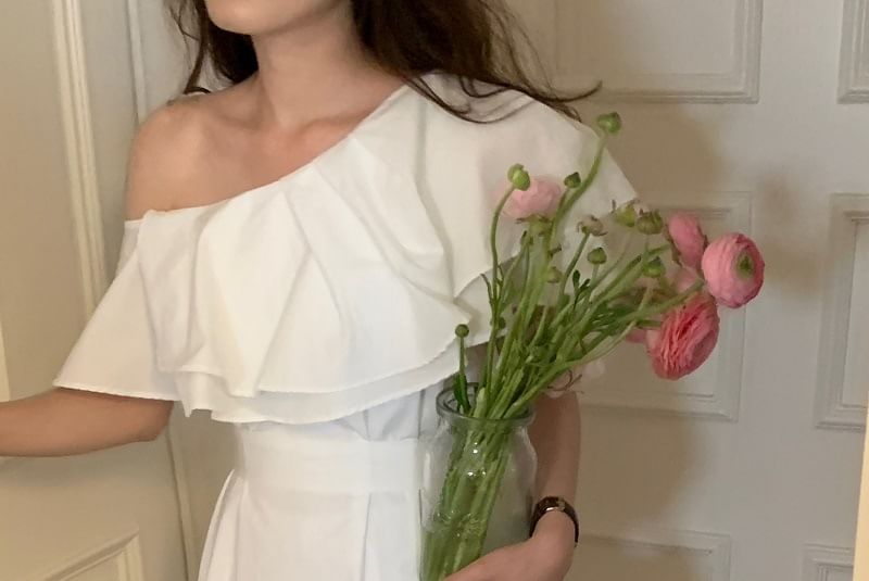 Ruffle Off Shoulder Short Sleeve A-Line Maxi Dress
