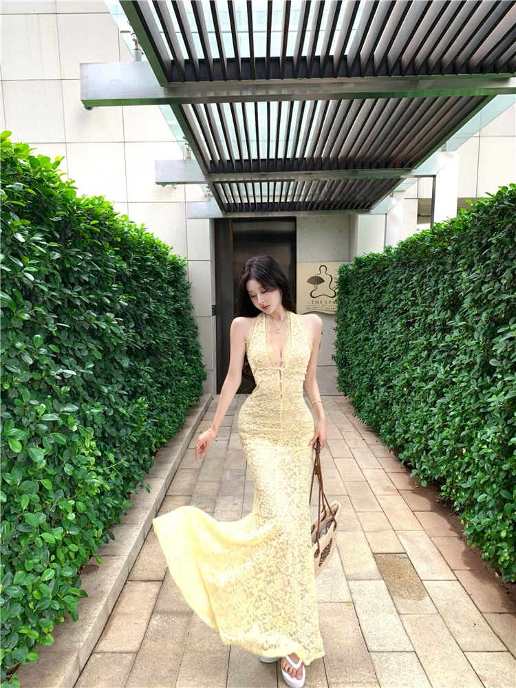 Lace Gown Evening Mermaid V-Neck Halter