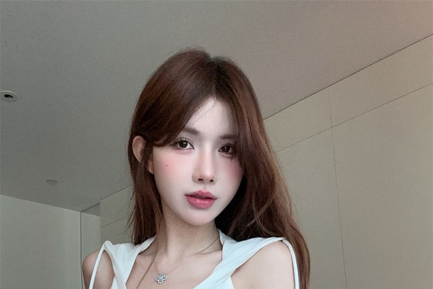 Top Hooded Sleeveless Plain V-Neck Crop