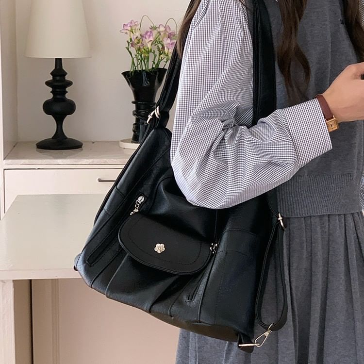 Leather Plain Shoulder Faux Bag