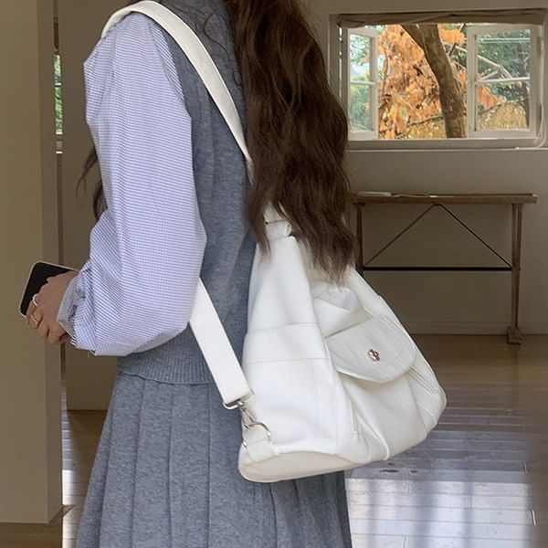 Leather Plain Shoulder Faux Bag