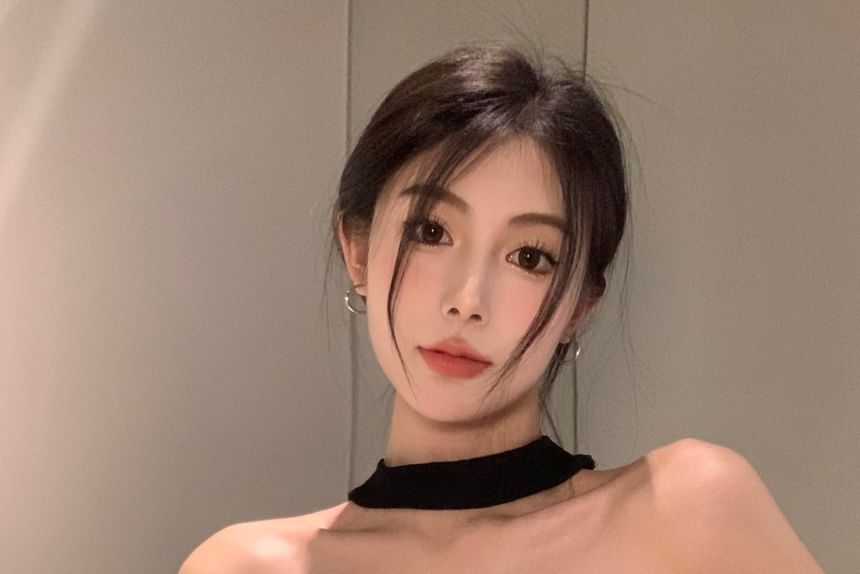 Shoulder Plain Fit Short-Sleeve Slim Crop Halter Top Neck Off