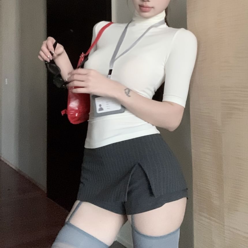 Short-Sleeve Skort Turtleneck High Slim Waist Mini Fit A-Line Striped Tee / Slit Plain