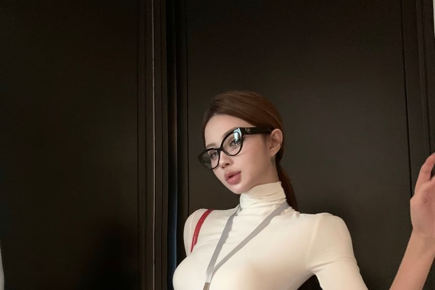 Short-Sleeve Skort Turtleneck High Slim Waist Mini Fit A-Line Striped Tee / Slit Plain