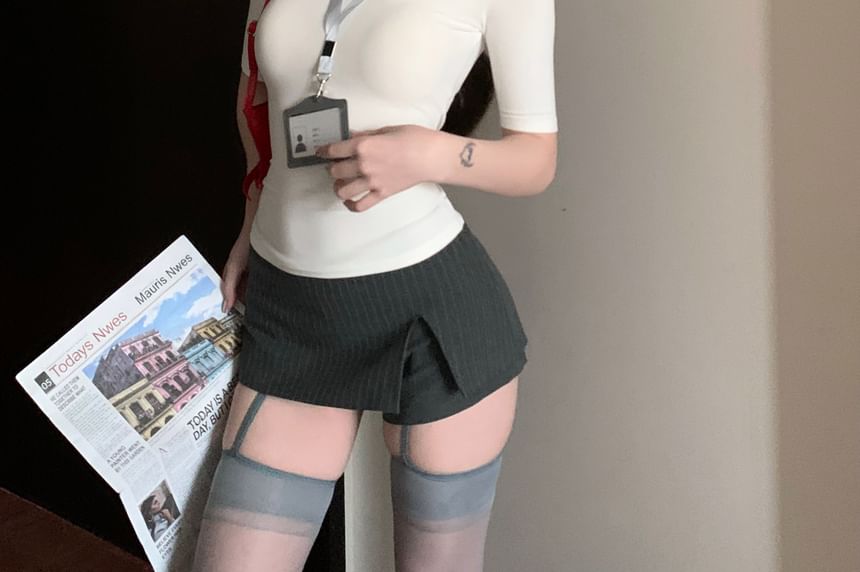 Short-Sleeve Skort Turtleneck High Slim Waist Mini Fit A-Line Striped Tee / Slit Plain