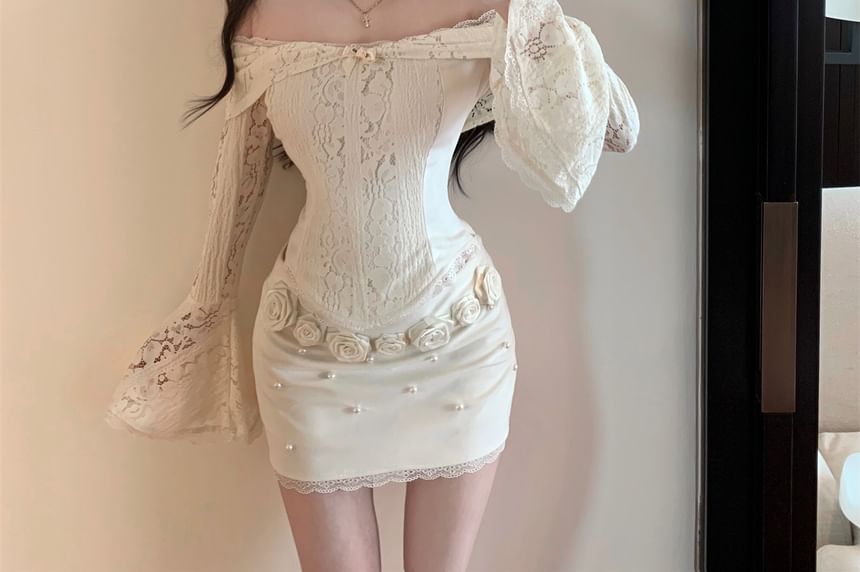 Floral Panel Long-Sleeve Slim Top / Mini Pencil Crop Lace High Rise Accent Off-Shoulder Skirt Fit